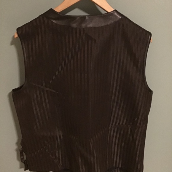 Men’s Steampunk Embroidered Vest - Picture 4 of 4